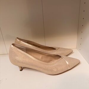 Vionic Womens Sylvie Kitten Heels Shoes Champaign Size 10